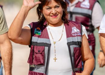 Inicia pavimentación de la Calle 21 Poniente en la Región 15 de Tulum