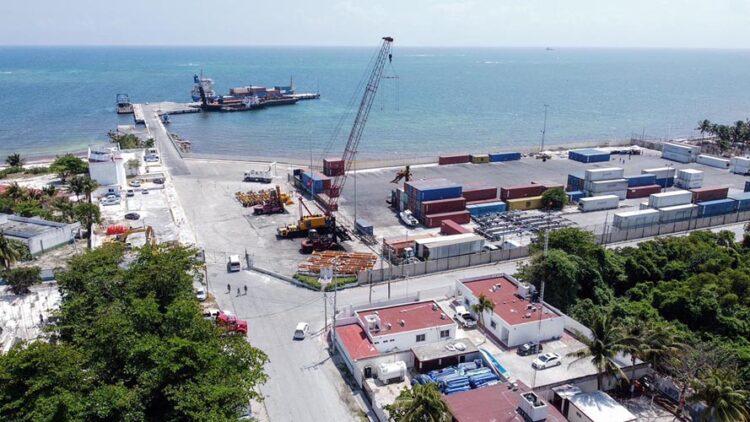 Movimiento de carga en Puerto Morelos muestra tendencia al alza en contenedores