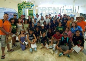 Embajadores del mundo viajan en el Tren Maya: México impulsa su joya turística y cultural ante el cuerpo diplomático