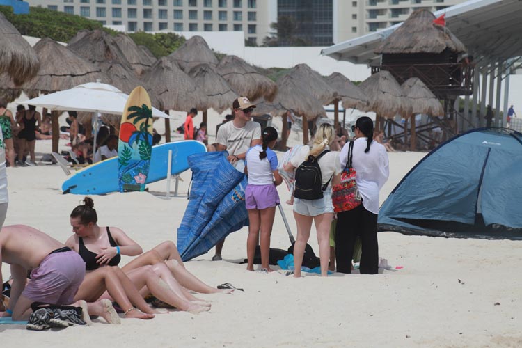 Cancún, el destino favorito para el verano 2025; mexicanos optan por viajes cortos y familiares