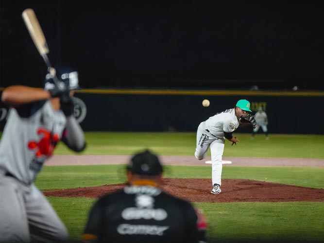 Bravos dejan tendidos a los Tigres en extra innings y se llevan la serie