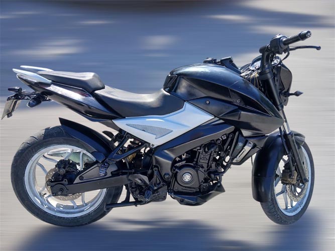 Menor detenida en Cancún por conducir moto robada, intentó escapar de la policía