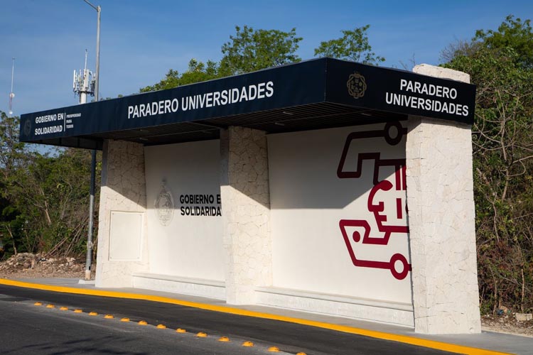 Pone en servicio Estefanía Mercado moderno paradero