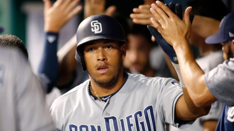 Toletero venezolano Yangervis Solarte se une a los Leones de Yucatán