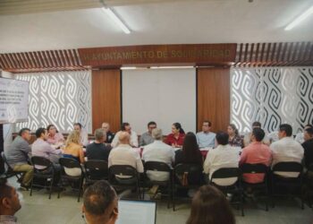 Comunicación abierta, ofrece a empresarios Estefanía Mercado