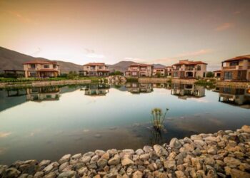 Palafitos Overwater Bungalows recibe distinguida insignia de Forbes Travel Guide
