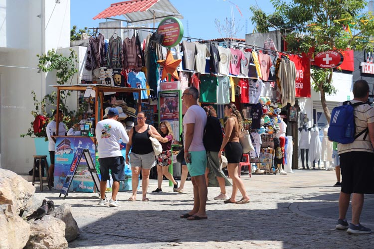 Caribe Mexicano supera los 429 mil turistas en una semana