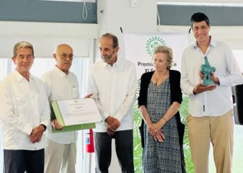 Reconocen a Amigos de Sian Ka'an por su compromiso con el medioambiente