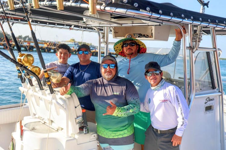Arranca con éxito el XX Torneo Internacional de Pesca en Isla Mujeres