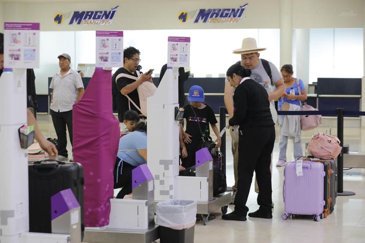 Cancún mantiene alto dinamismo aéreo: 484 operaciones programadas para hoy