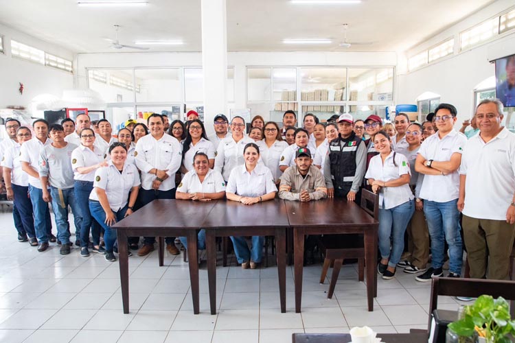 Reconocimiento en Playa del Carmen al personal de Servicios Públicos