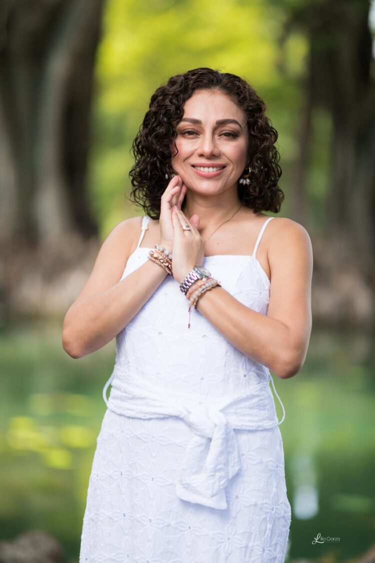 Cozumeleña Lupita Aguilar competirá en el Vaticano en concurso de música católica