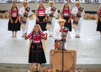 Celebran en la Guelaguetza de Oaxaca el primer Lunes del Cerro 2025