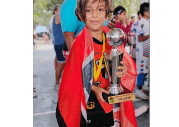 Niño de Tulum es invitado a entrenar con el Barça, pero necesita ayuda para cumplir reunir fondos