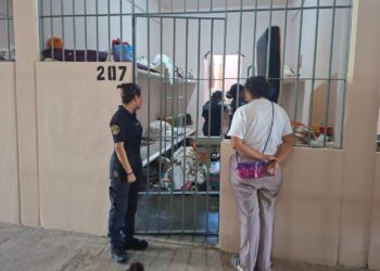 Hallan droga, armas hechizas y juguete sexual en cateo en la cárcel de Cancún  