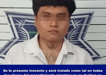 Al ver a los policías huye al traer consigo droga