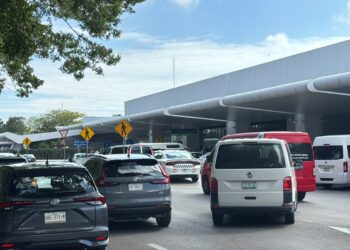Cancún mantiene alta conectividad aérea con 468 operaciones este día