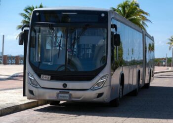 Inician pruebas en Cancún con autobuses articulados