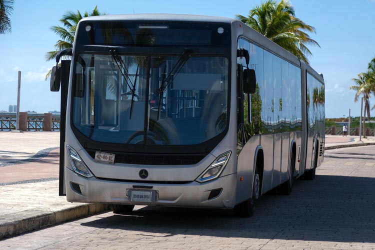 Inician pruebas en Cancún con autobuses articulados
