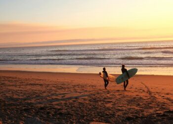 Día Mundial de las Playas 2025 impulsa ecoturismo y conciencia ambiental