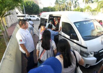 Carrilloportenses viajan a Chetumal para jornada de cataratas