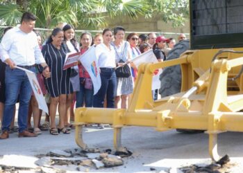 Cumple Ana Paty con histórica inversión en obras públicas