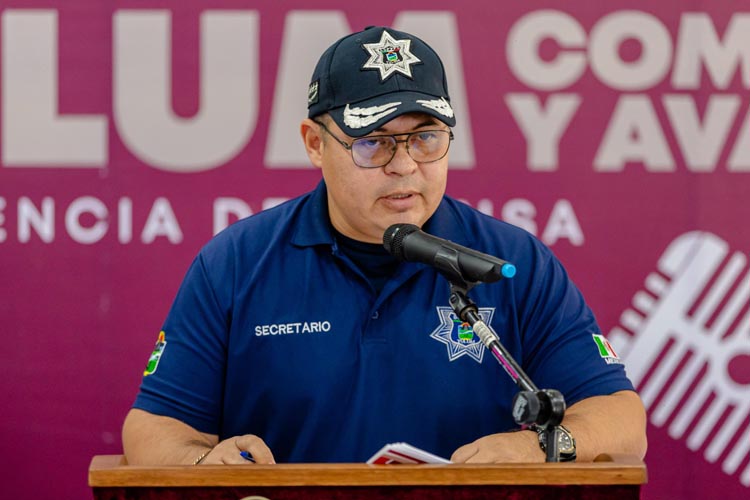 Castañón presenta avances en seguridad, salud y recale de sargazo en Tulum