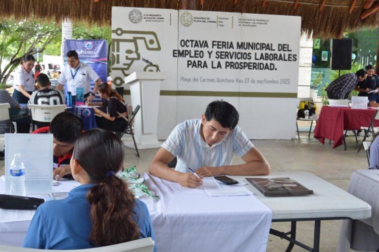 Más de 200 vacantes en la Feria del Empleo de Playa del Carmen
