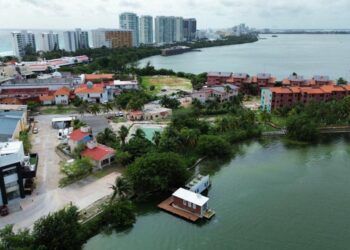 Aeropuerto de Cancún prevé 341 operaciones este día