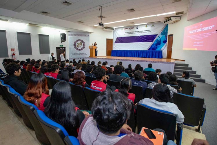 Carrillo Puerto Impulsa el turismo de naturaleza con Taller de Aviturismo