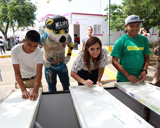 Verónica Lezama celebra un año del primer DIF-PILARES en Villas Otoch Paraíso
