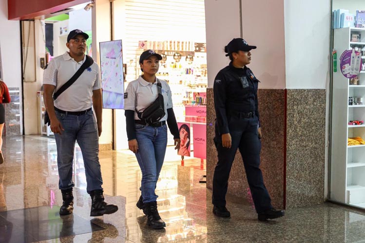Saldo blanco durante operativo de Buen Fin en Cancún