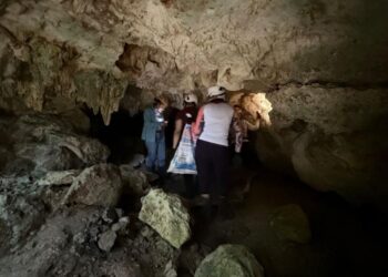 Retiran más de 200 kilos de desechos del cenote Gorgonia de Venus