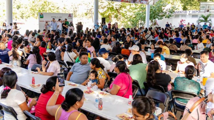 Tulum impulsa la educación con mil becas para estudiantes