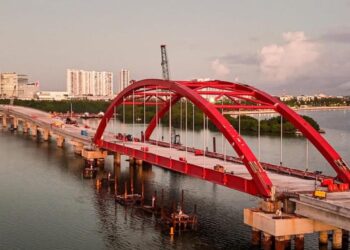 Avanza más del 90% la construcción del Puente Vehicular Nichupté
