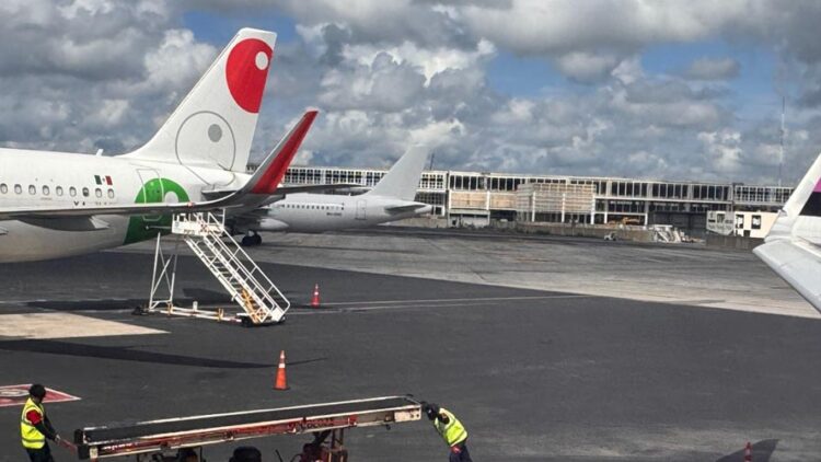 Cancún se enlaza con 53 destinos internacionales este día