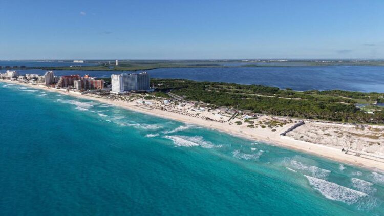 Cancún se declara listo para la temporada invernal con alta expectativa turística