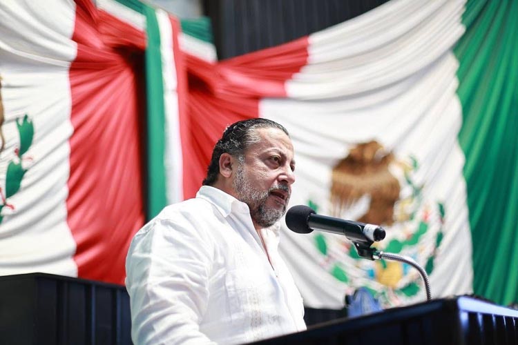 Proponen declarar 2026 como el año del Himno de Quintana Roo