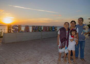 Isla Mujeres se prepara para estrenar el Mirador Mar Turquesa