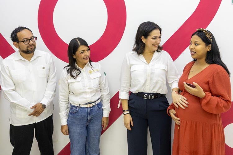 Entregan credencial 20 mil del programa “Salud Sin Tanto Choro” en Playa del Carmen