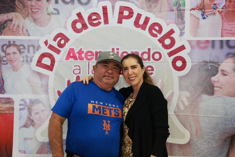 Atenea Gómez acerca servicios y soluciones a las familias de la Ampliación La Gloria