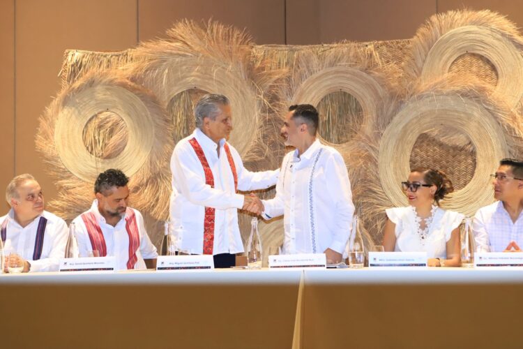 Grupo Xcaret y Profeco sellan alianza para agilizar quejas y mejorar atención