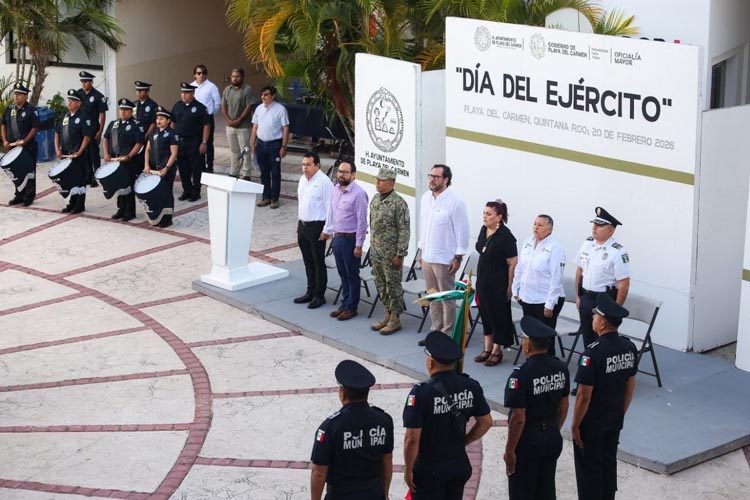 Autoridades de Playa del Carmen reconocen la labor del Ejército