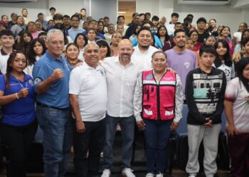 Impulsan en Isla Mujeres programa de salud mental juvenil “Abrazando con Amor”