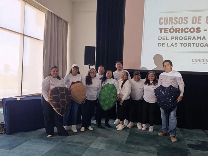 Hoteles de Cancún se capacitan para proteger a las tortugas marinas y cuidar sus nidos
