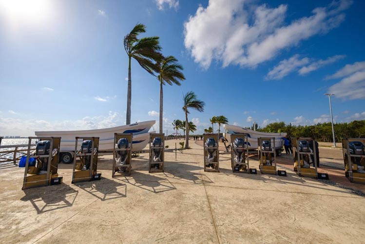 Entregan equipo pesquero millonario en Cancún y anuncian nuevos apoyos