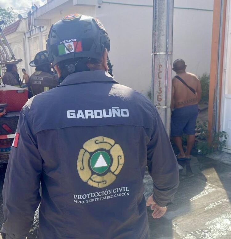 Incendio en vivienda de Las Palmas moviliza a cuerpos de emergencia