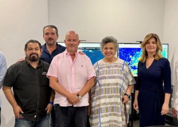 Impulsan estrategia internacional para frenar el sargazo en el Caribe Mexicano