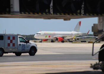 Conexión internacional impulsa actividad en el aeropuerto de Cancún con 424 vuelos
