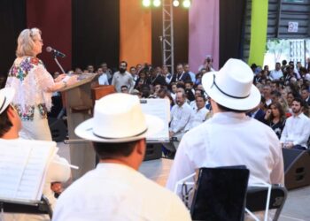 Yucatán deslumbra en la capital con su Renacimiento Maya
